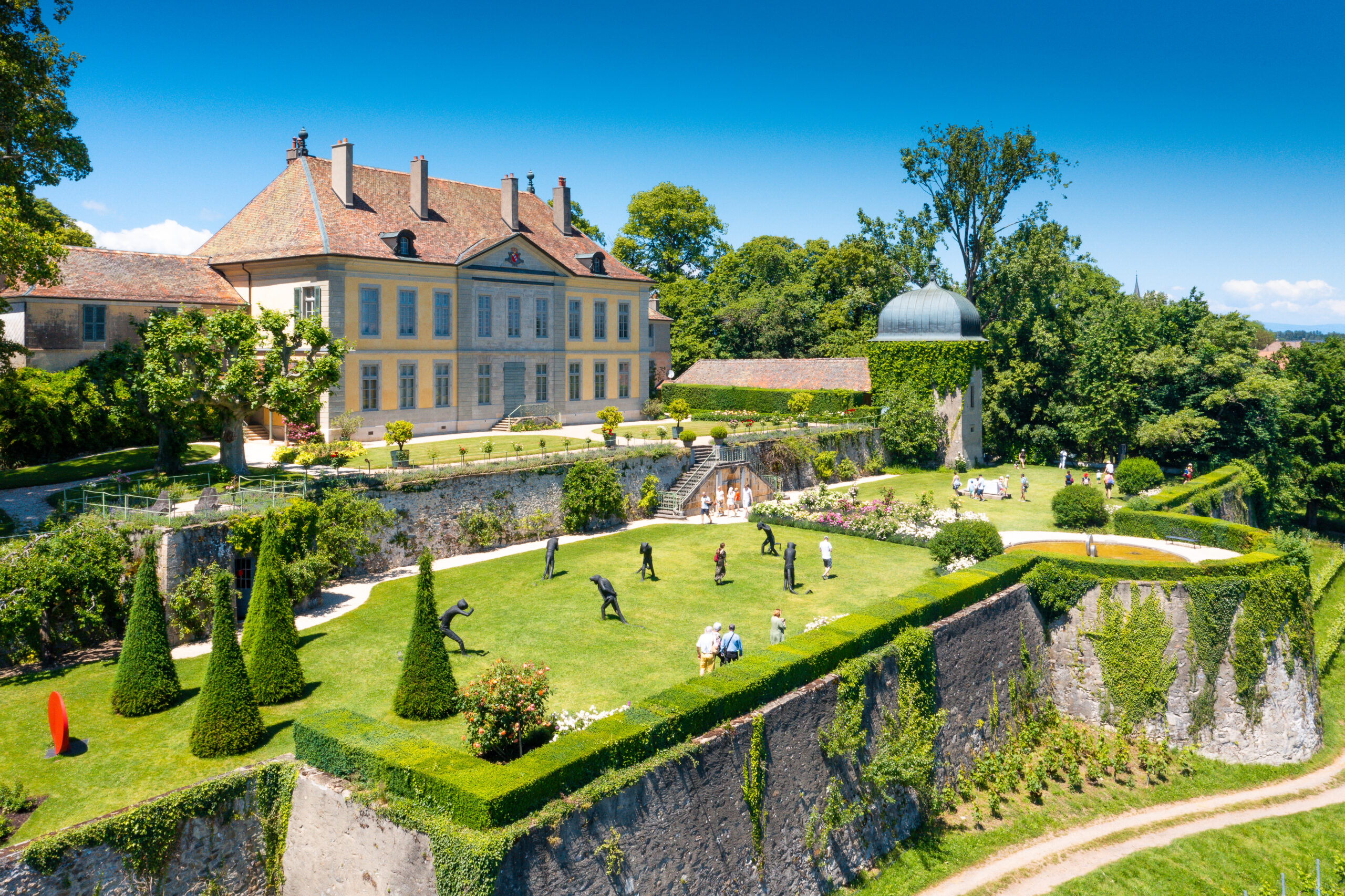 Château de Vullierens – Eintauchen in die Geschichte des Schlosses und Degustation seiner Weine