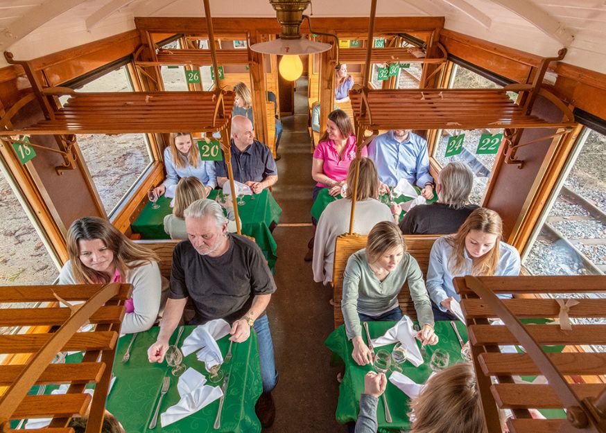 La Voie des sens – Genussfahrt mit einer Bahn am Jurasüdfuss