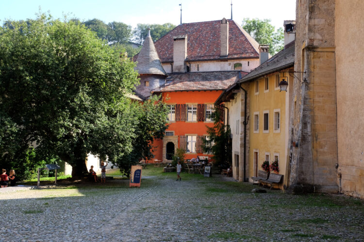 La Maison du Prieur in Romainmôtier - Ein aussergewöhnlicher historischer Rahmen