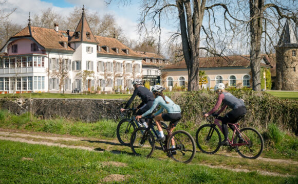 La région de Nyon au printemps : entre gravel et patrimoine