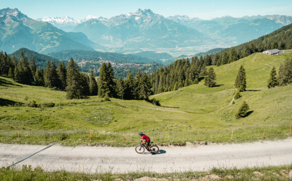 Les Alpes Vaudoises : entre gravel et patrimoine